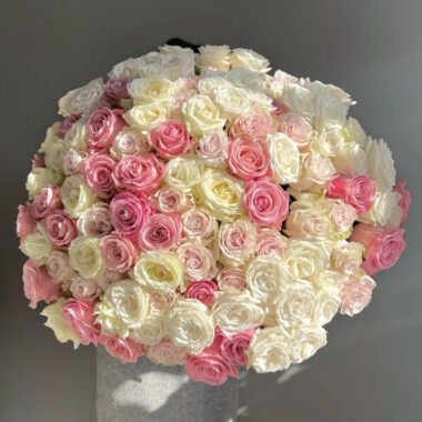 Букет 101 белые и розовые розы